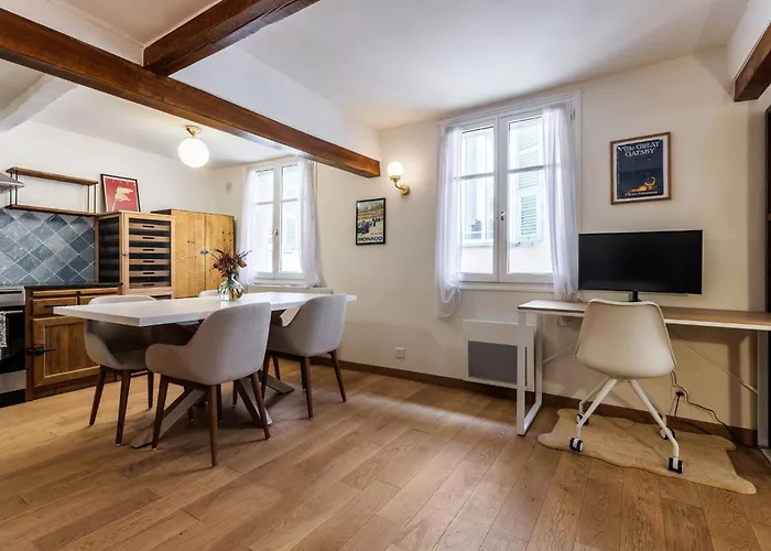 Chic Old Town Appartement Nice