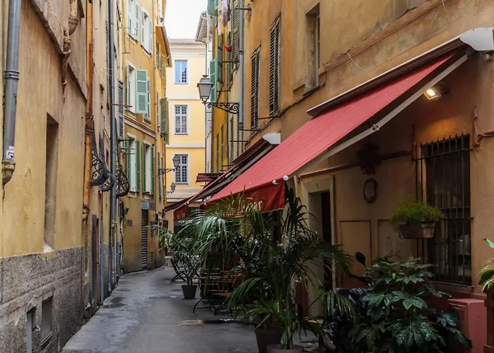 Chic Old Town Nice